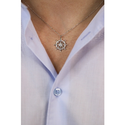 Necklace in white gold 18k with helm charm in diamonds