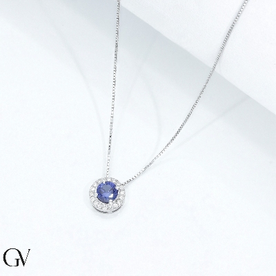 Necklace in white gold 18k with central blue sapphire and diamonds
