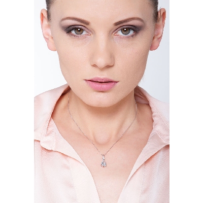 Necklace in white gold 18k with aquamarine pendant pear cut and diamonds
