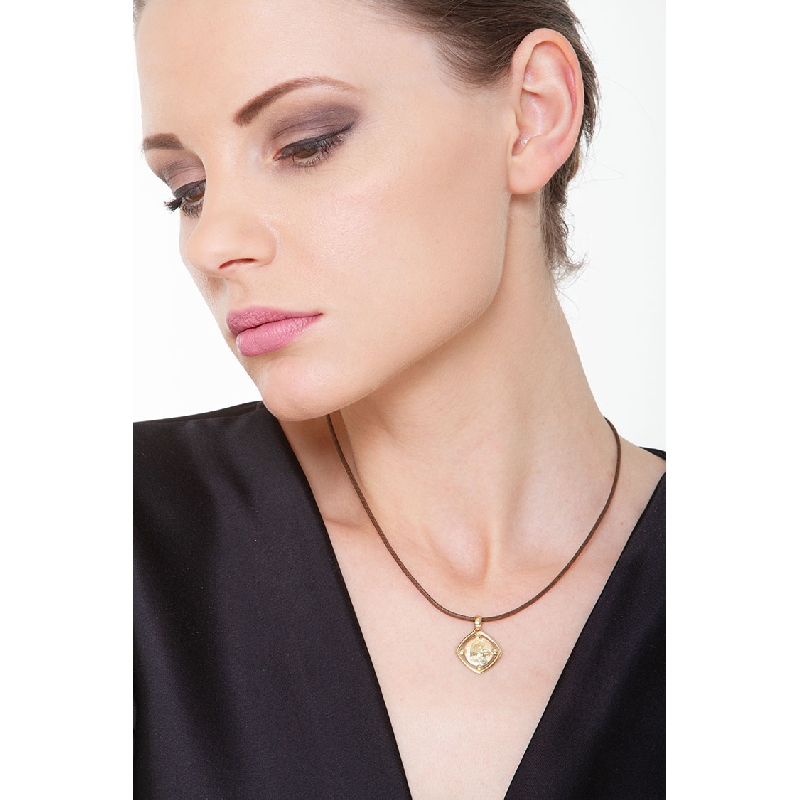 Baptism pendant in 18k yellow gold